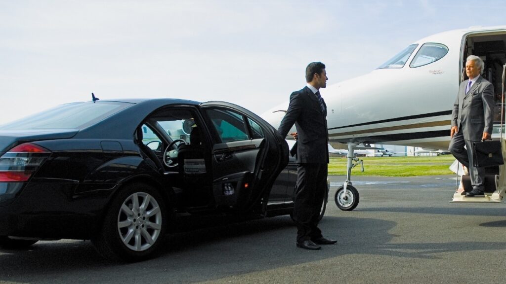 How Early to Arrive at Gatwick