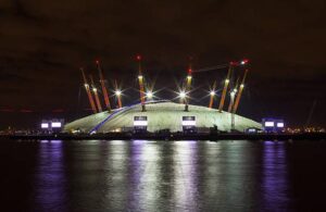 how to get to the o2 arena in london